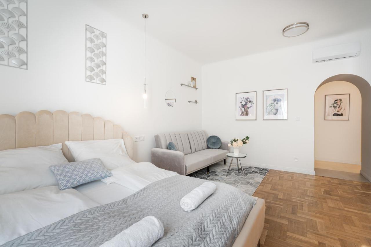 D71 - Dob 71 Cozy - Location By Bqa * Budapešť