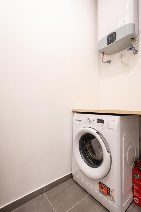 D71 - Dob 71 Cozy - Location By Bqa Apartmán