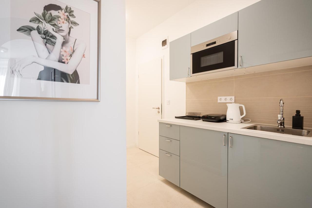 D71 - Dob 71 Cozy - Location By Bqa Apartmán